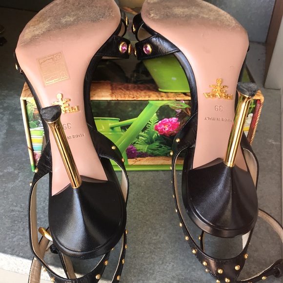 Prada sandal , gorgeous collectible ankle strap - Picture 2 of 4